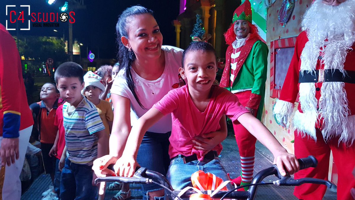 Porque en Navidad le decimos si a la inclusión social .. Que vivan nuestros feliz Navidad <a href="/mejia_ajmc0820/">Alejandro Mejia</a> <a href="/mejia_ajmc0820/">Alejandro Mejia</a>