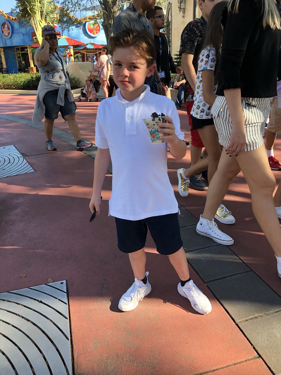 nelsonwebbkent's tweet photo. For those of you in the know this photo is precious my Joseph had he’s 1st mung up today. #DippingDots #LearnEmYoung😊 https://t.co/wyCvoqcT9B