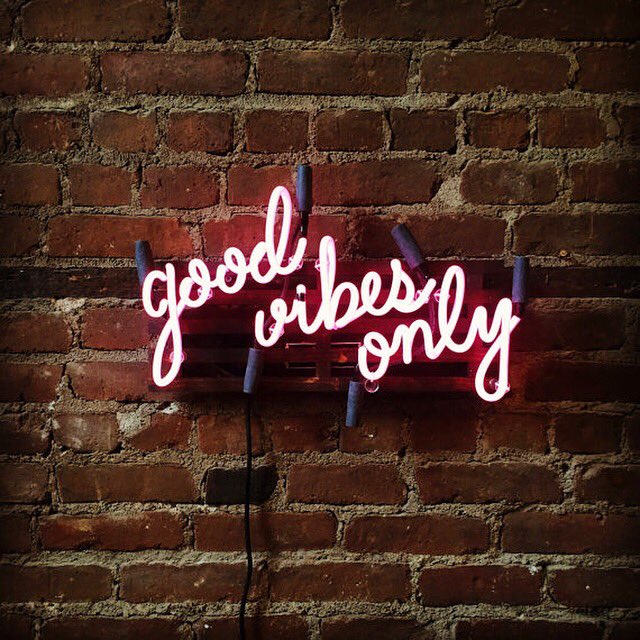 TheLoveJam's tweet photo. #goodvibes #tgif #fridayfeeling #thelovejam #ATX https://t.co/61JXy8iBHy