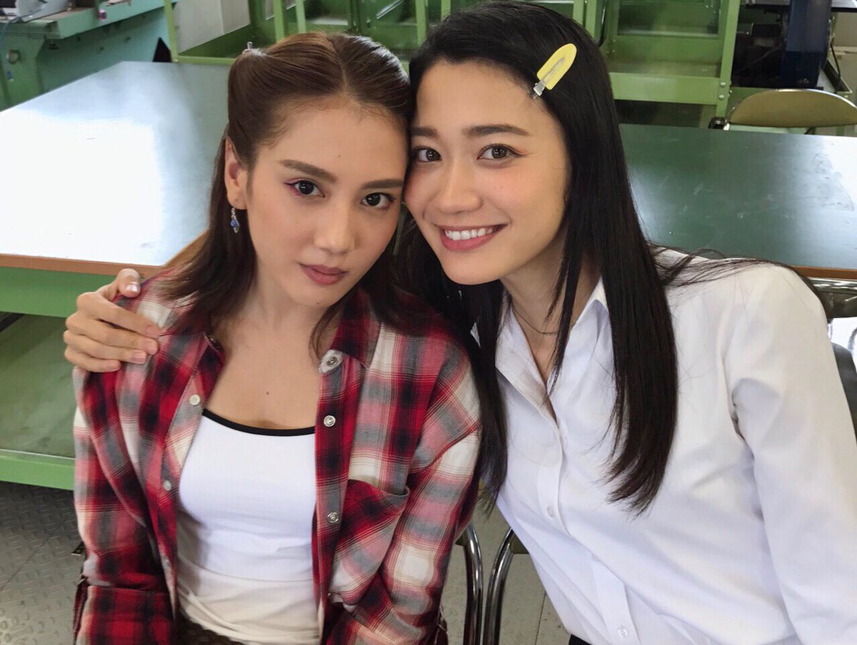 Twitter 上的 渡辺琢斗 ウルトラマンジード 鳥羽ライハ役の山本千尋ちゃんですが 本格的な中国武術の動きで付け焼き刃のアクション俳優ではないなと思ったら さもありなん 中国武術の大会やジュニアオリンピックで何度も優勝しているんですね でもすごくセクシーな