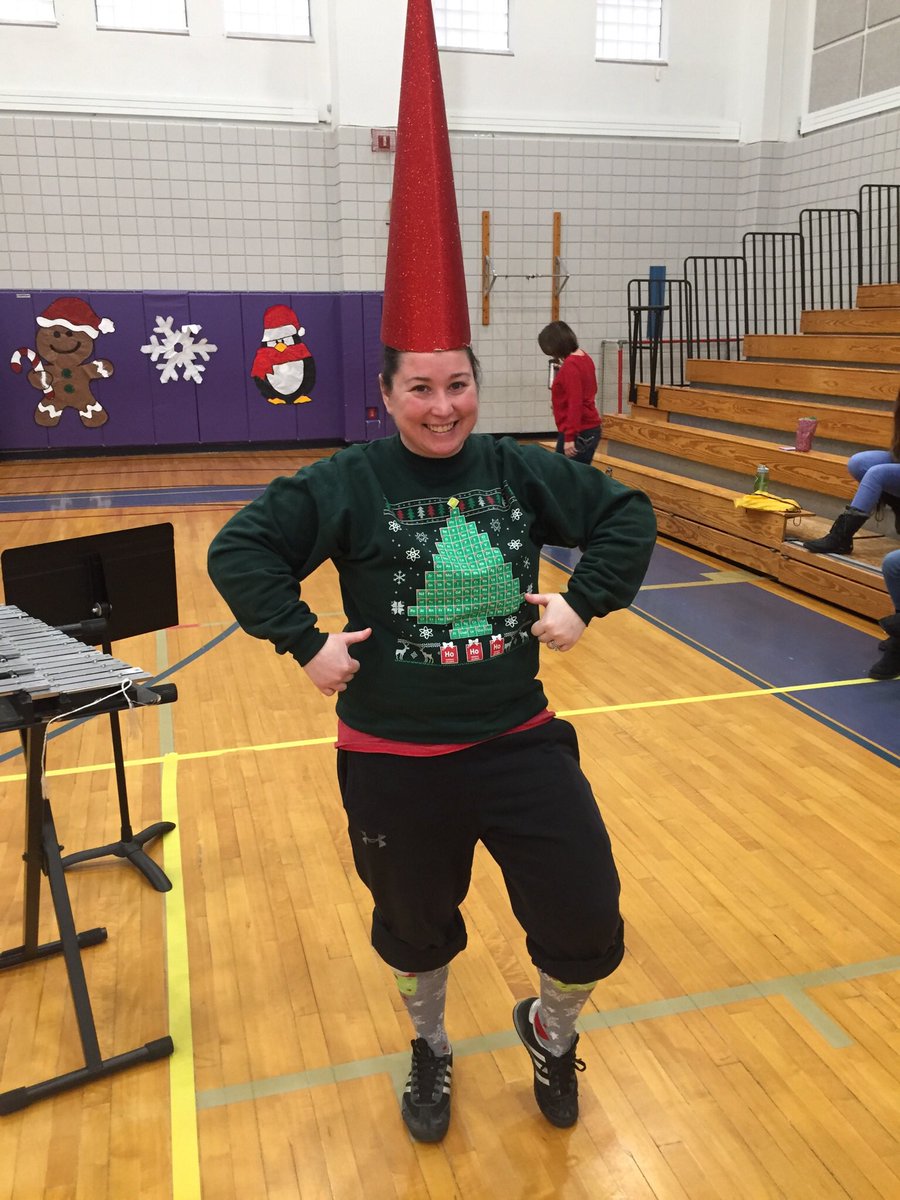 MrsHamannNMS's tweet photo. Happy Break @NortonMiddle Here’s to an awesome 2018! https://t.co/ddjeQwgq0c