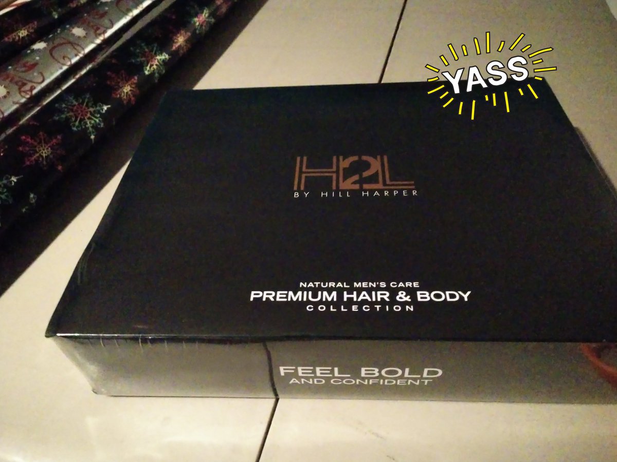KHop99's tweet photo. Busy wrapping, and I just got to  this beauty. A gift for the husband. Natural men's care collection from The Architect &amp; Co. by the one and only @hillharper. I badly want to rip it open to smell it, but I will be patient. https://t.co/9cUzNqfEi9