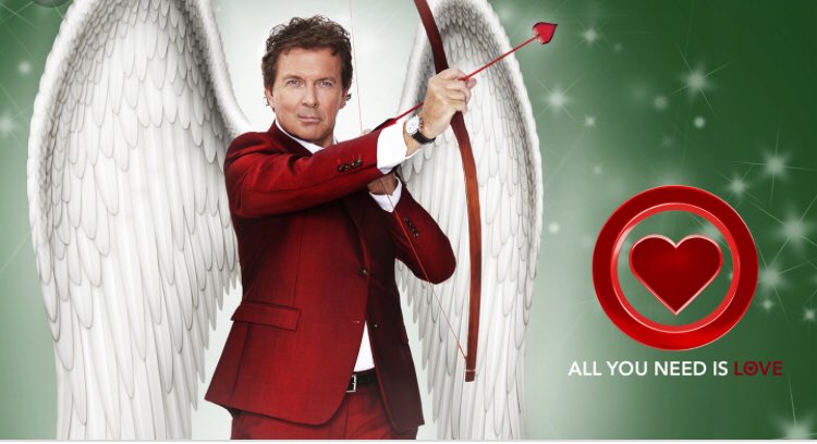 Zin in een beetje liefde! 40plusenprachtig.nl ❤️ #allyouneedislove #allyouneedislovekerstspecial