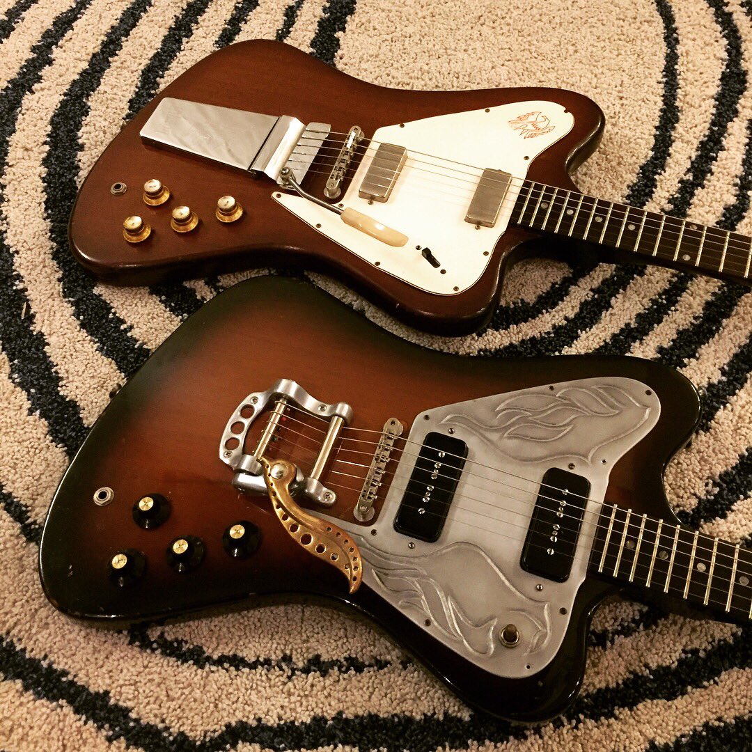 avici2zee's tweet photo. もうすっかり遜色ないでしょ?
1965 Gibson Firebird non-reverse I (Customized) & V (Original)
#gibson #firebird #gibsonfirebird #nonreversefirebird #firebirdnonreverse #firebirdI #firebirdV #1965gibsonfirebird #1965Firebird #firebird1 #firebird5 #1965gibson https://t.co/WpaOPmmbAn