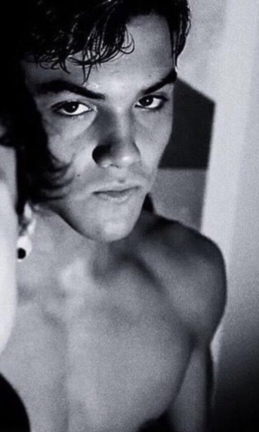 graysdarkness's tweet image. Disobey me again and I swear to you,
I won't stop until your legs are shaking and the neighbors know my name.