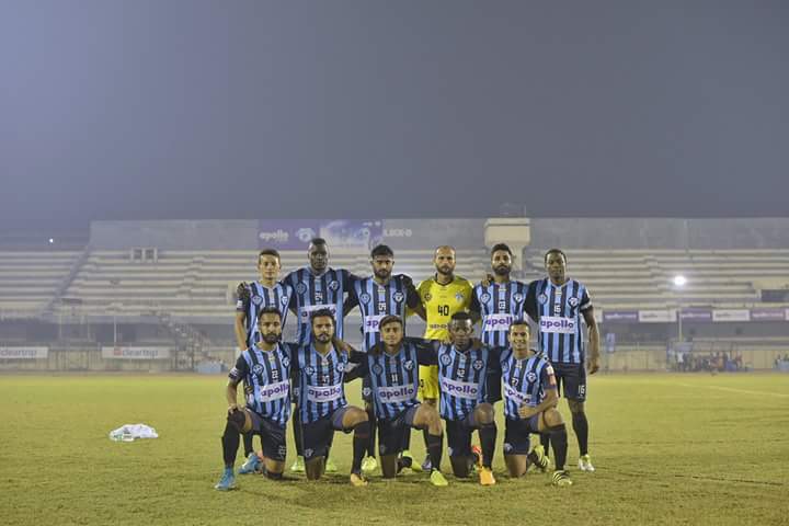 minervapunjabfc's tweet photo. 📸⚽ | Clicks from our previous home victory against @indianarrows in the ongoing @ILeagueOfficial (1/2)🏟 #chakdephatte #MPFCvARW https://t.co/8n7L2Ow6lE