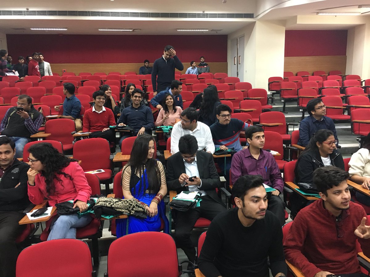 ponguru's tweet image. Rehearsal #IIITDConvocation #SixthConvocation #classof2017 @IIITDelhi  #DeanGiri