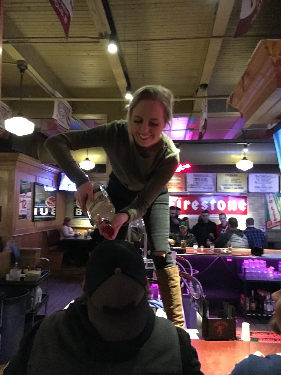 BrothersBarSTC's tweet photo. Get here! https://t.co/MZ3AnffB3e