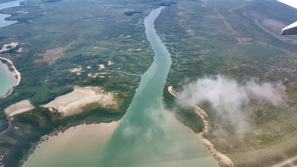 LathaTweets's tweet image. Landing views in Darwin city... totally unexpected..and pleasantly surprised !!! #DarwinLanding #DotheNT #Qantasflight