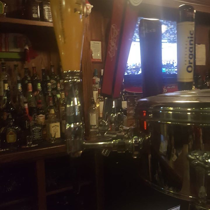 doubledeuce22sm's tweet photo. The local with the old man https://t.co/x3uNXTSWwb