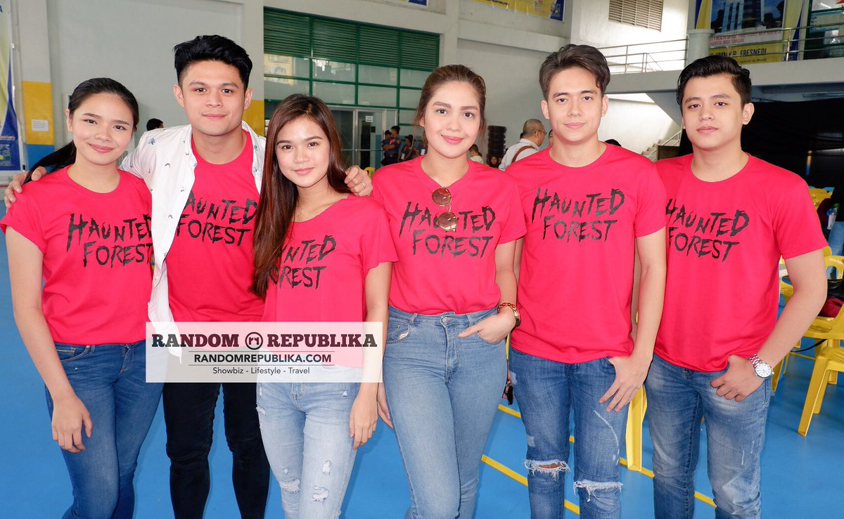 RandomRepublika's tweet photo. #HauntedForestFloat | The gangโs complete. #HauntedForest cast is here. #MMFFParade2017 #MMFFParadeofStars2017 | #FionaYang #JonLucas #MarisRacal #JaneOineza #JamesonBlake #KelvinMiranda https://t.co/wTuDgcu5gl