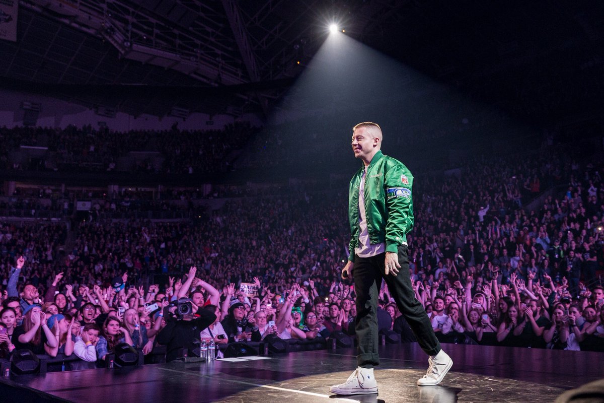 New Arena At Seattle Center On Twitter So We Put Our Hands Up