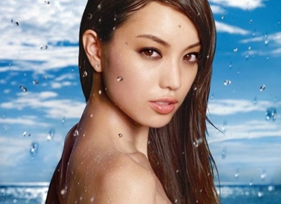 芸能エンタメまとめ アネッサ Anessa 歴代cmモデルかわいい画像まとめ 夏のuv日焼け 17年出演は森星 T Co Yxjumzzl1t T Co Ddkczozcnb Twitter