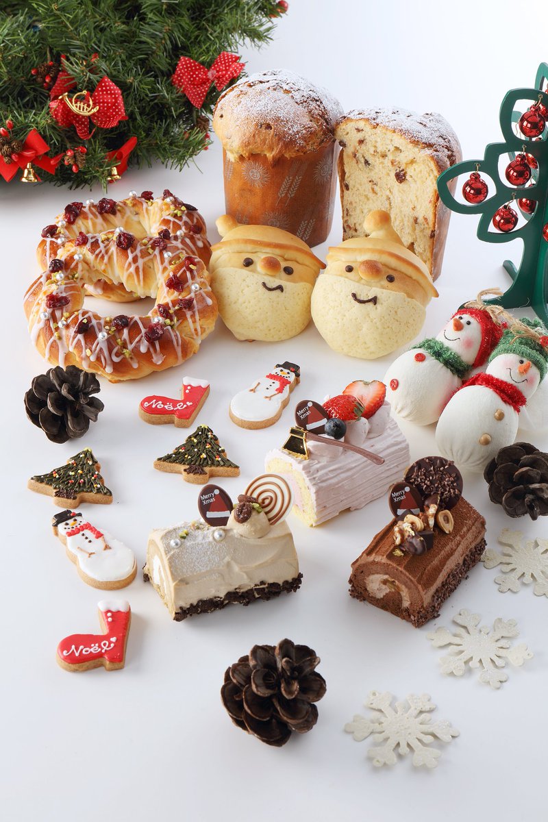 公式 ホテルエミシア札幌 On Twitter 1fノースクレストには クリスマスケーキ の他 リースをモチーフにしたパンやサンタクロースの顔がとっても可愛らしいパン ミニブッシュドノエルなどクリスマスの食卓を可愛らしく彩るアイテムを取り揃えています Christmas