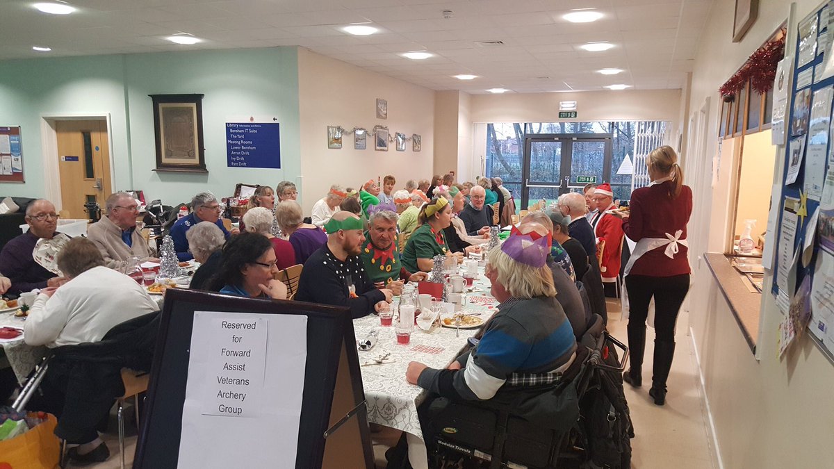 ForwardAssist1's tweet photo. Thanks To Last Years #RedCupCheer Funding From @StarbucksEMEA @nbrly our Veterans Cook2Give Team has Cooked 3000 Nutritious Meals In 2017 ! If That Wasnβt Enough They Have Cooked & Served Over 150 Meals In The Last 2 Weeks & 50 Diners Are Expected On Xmas Day! #CheerForGood ππ https://t.co/hvDaAIDhyM