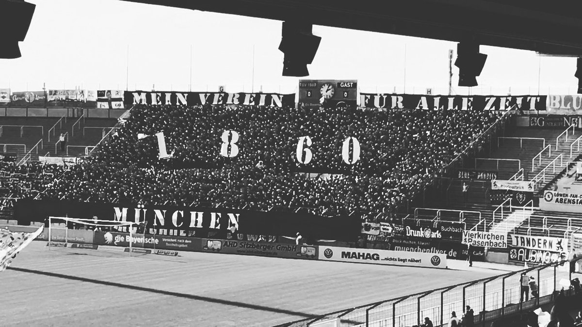 Frohe Weihnachten und ein Guten Rutsch ins neue Jahr Wünscht München ist Blau