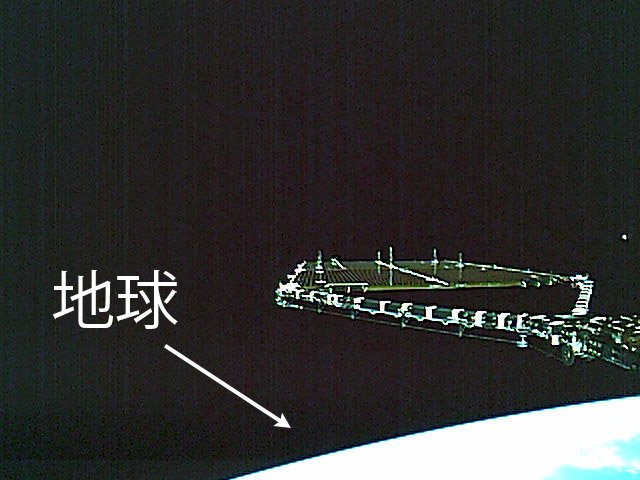 しきしま しきさい衛星の太陽電池パネル展開後画像 T Co Ryhgjnmg8j 日本の衛星の太陽 電池パドルのアームはケーブルを留める白いバンドが何本も走ってるので これをイラストに描き込むと絵が間延びしなくてカッコイイ感じになる T Co