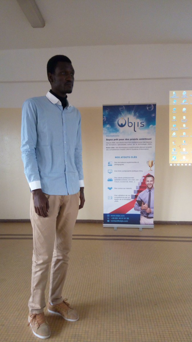 NabouBadji's tweet photo. Mes félicitations @Marie@Abdoulaye@Rosine@Bouna promo3 #10000codeurssenegal .vous vous êtes bien défendu à la soutenance #AfricanGeek https://t.co/PENYj82cEl
