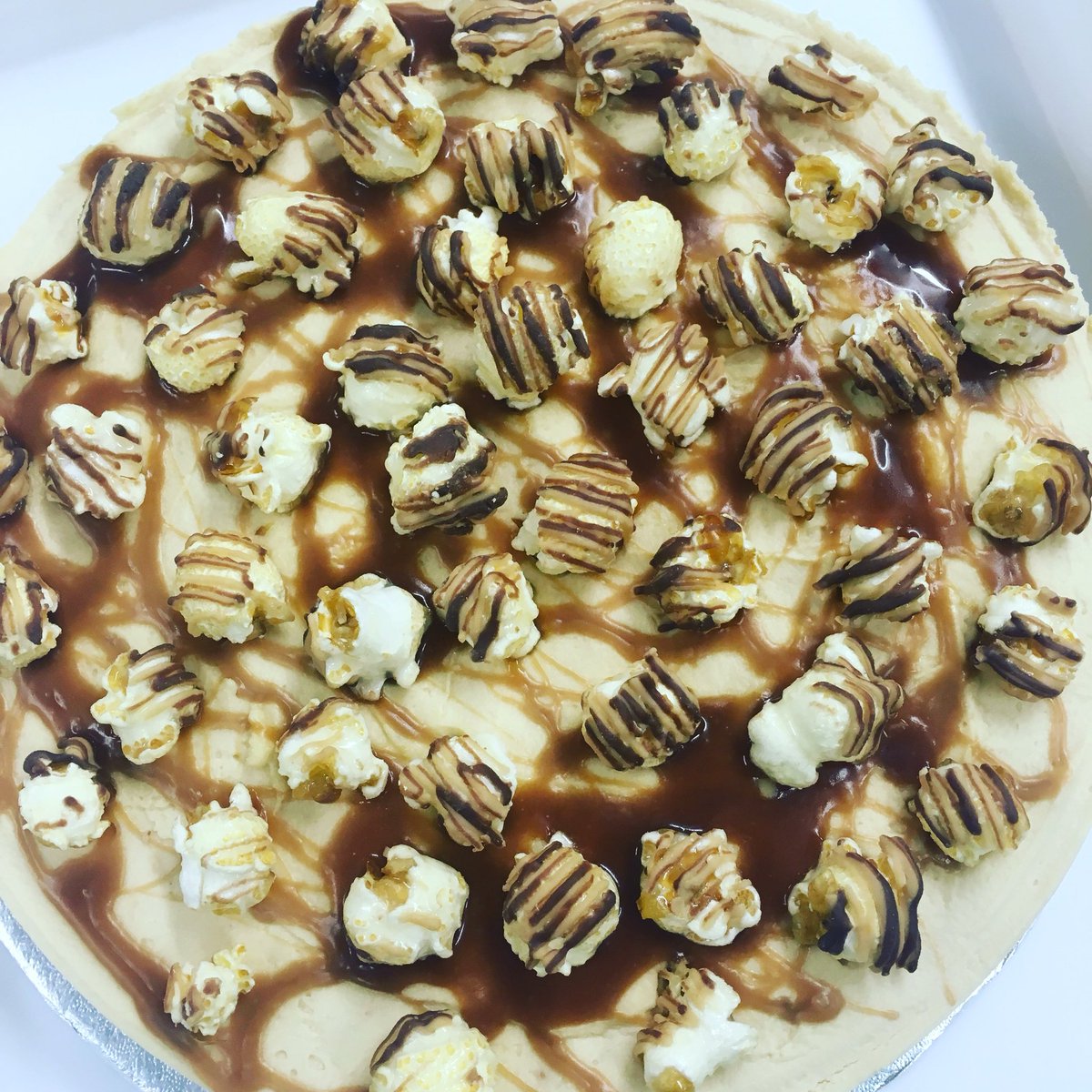 FaHarrogate's tweet image. Oh my giddy gosh 😍 

Salted Caramel &amp;amp; Popcorn Cheesecake! 

That is all! 😆 

#ruralfoodco #christmasdessert #foodassembly #localfood #harrogate #harrogatefoodassembly