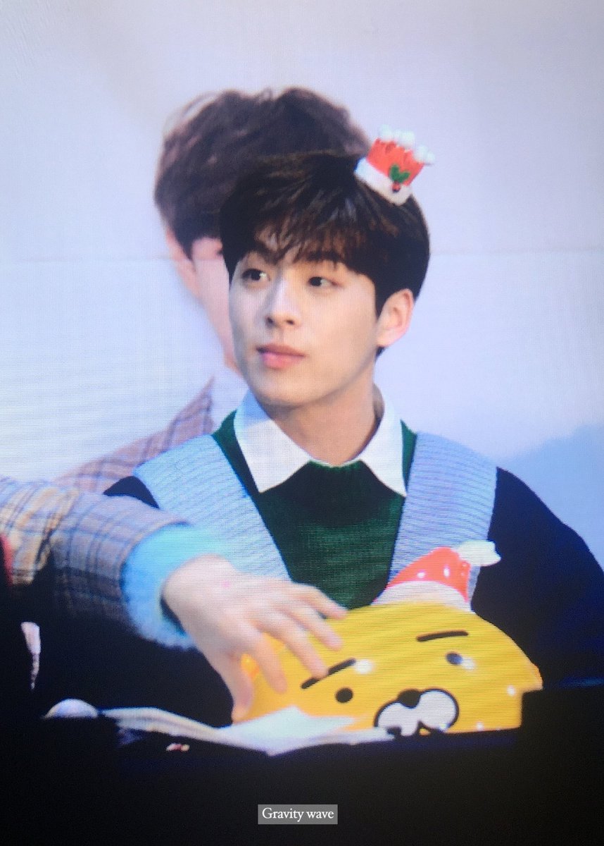 gravitywave_'s tweet photo. 171223 영등포 팬싸 #오승석 #허니스트 #HONEYST #ohseungseok https://t.co/pxnanT9dMJ