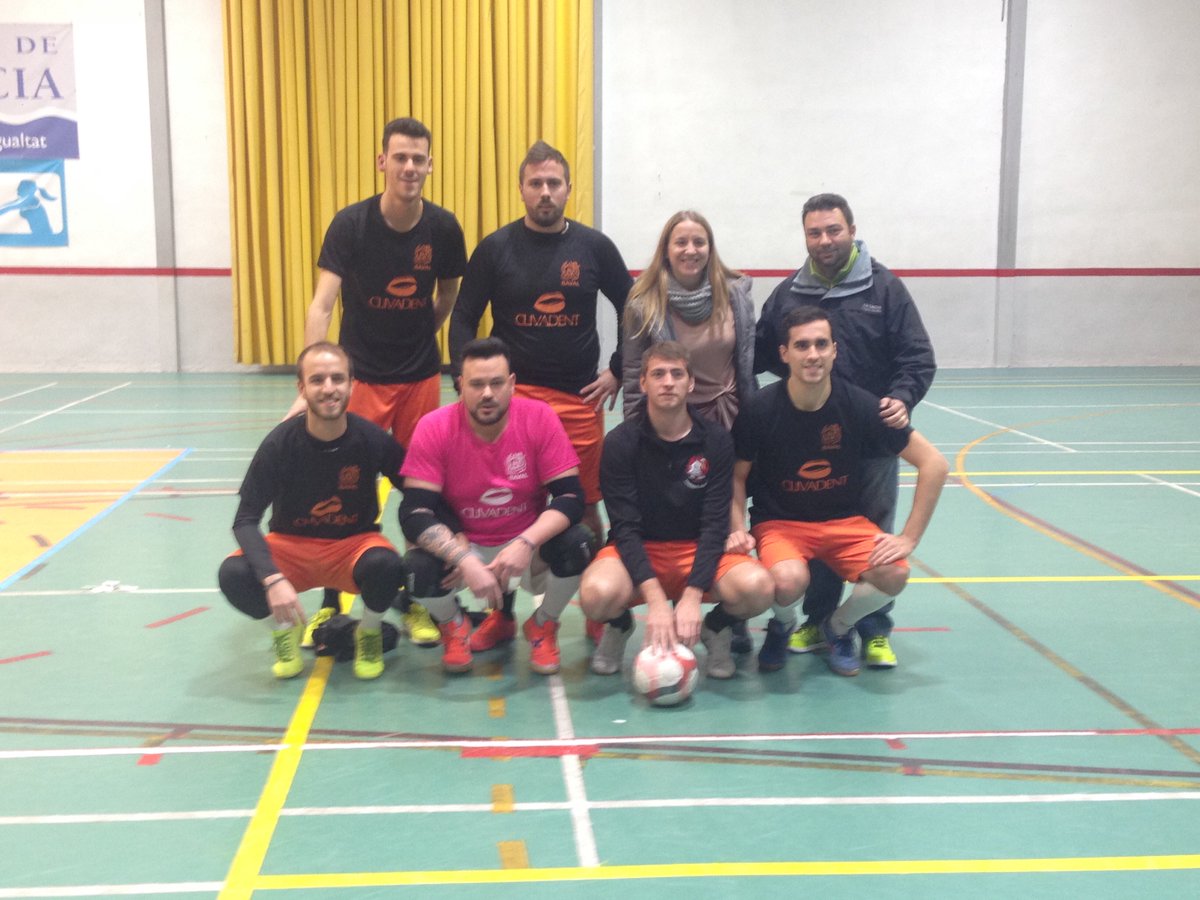 JLFXATIVA's tweet photo. Dijous passat vam començar la jornada de futbet amb @FallaRaval i @FallaTetuan 
Raval 3 - 1 Tetuan 
#Falles2018 #JuntsMolemMés https://t.co/J7T71llOYv