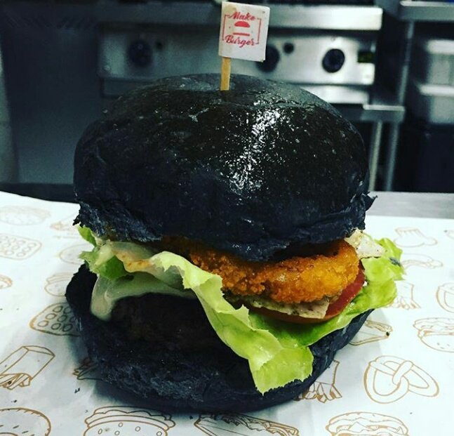 flaminodoug's tweet photo. Hoje é o dia perfeito para comer hamburger, qual acham que vou escolher?
#makeyourburger.sa https://t.co/lD4jUqWSLm
