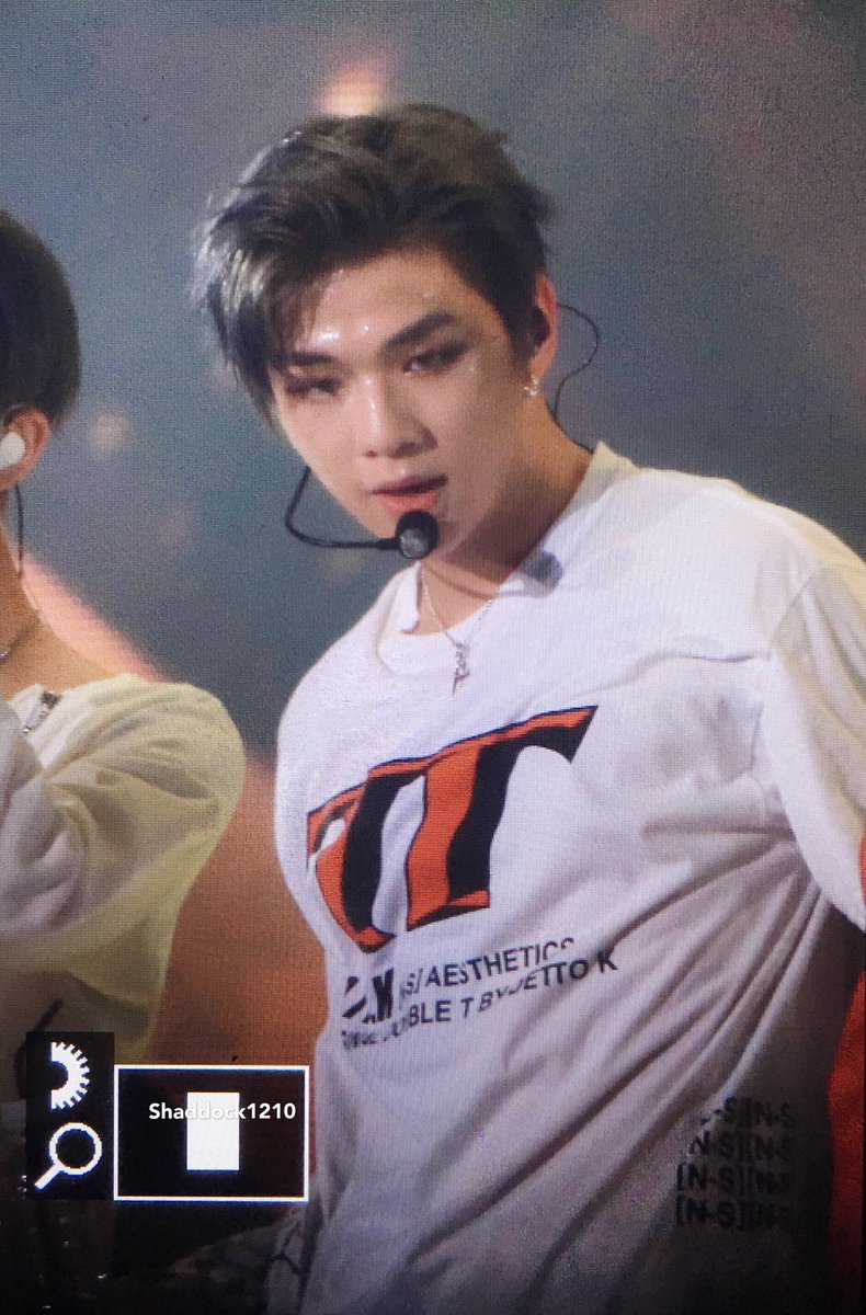 shaddock1210's tweet photo. 171223 #Busan #WANNAONE 

💦💦

#강다니엘 #워너원 #KANGDANIEL
@WannaOne_twt https://t.co/WLLse3ddtY