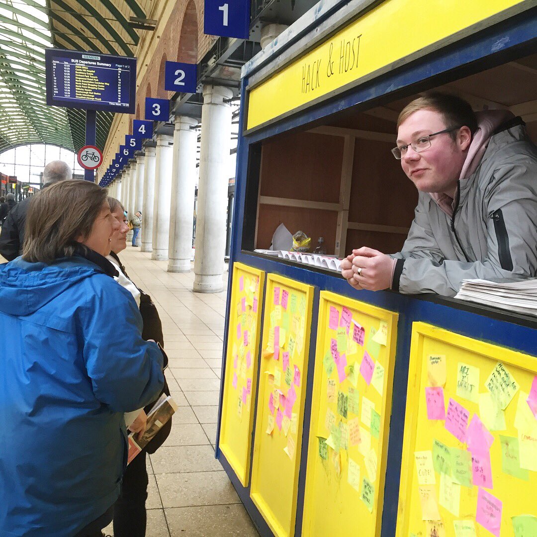 HackandHost's tweet image. The blue box is currently at #Hull station - come talk to us anout contemporary art and take a newspaper! @hulldailymail @hull2017 #TurnerPrize @HullFerens