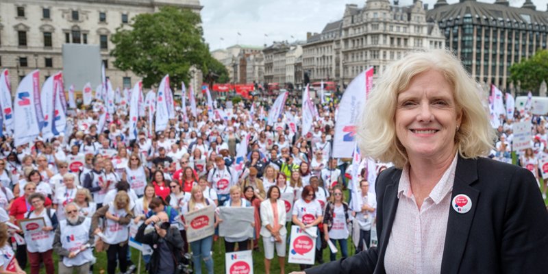 "With Christmas fast approaching, I want to thank you for everything you have achieved in 2017." @janetRCN reflects on 2017: rcn.org.uk/news-and-event…
