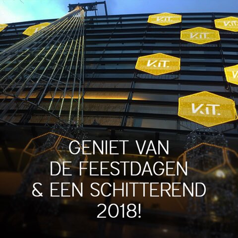 LilianZeekaf's tweet photo. Met een grote glimlach sluiten wij 2017 af! Een mooi jaar dankzij onze opdrachtgevers en samenwerkingspartners. Wij genieten van alle krachtige verbindingen die we hebben gemaakt en kijken uit naar 2018!
Inspiratie foto: @deBijenkorf 😊 https://t.co/g9Tk8oHOP8