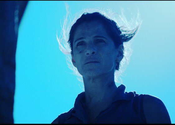 IngridGuimaraes's tweet photo. Fim de mais um filme lindo! #osofa @chaychay1023 https://t.co/CukjdBXsEs