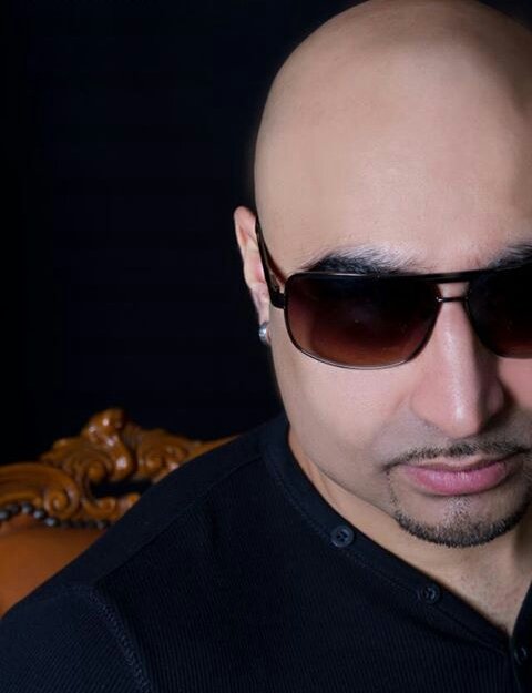 AudioReplay's tweet photo. New tracks coming in 2018 from @DREAMB3ATS & @virsaproduction
#AudioReplay #DigitalRecordLabel #DREAMB3ATS #VirsaProductionz #Bhangra #Bollywood #UrbanMusic #UrbanDesiVibes #XclusivePR #ROI https://t.co/Z6lijDJfoM