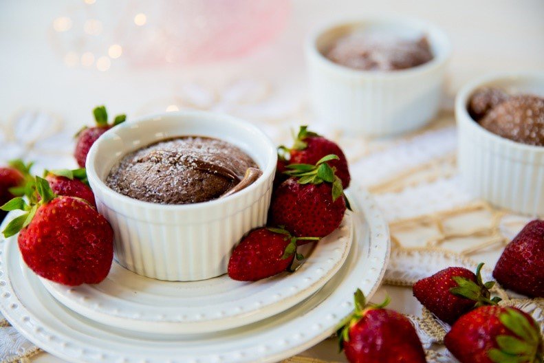 MacabellaSpread's tweet photo. Molten Choc Macadamia Pudding 🤤 💕 A deliciously #indulgent #dessert! https://t.co/lUur4zjXwb https://t.co/iamcDXVbTs
