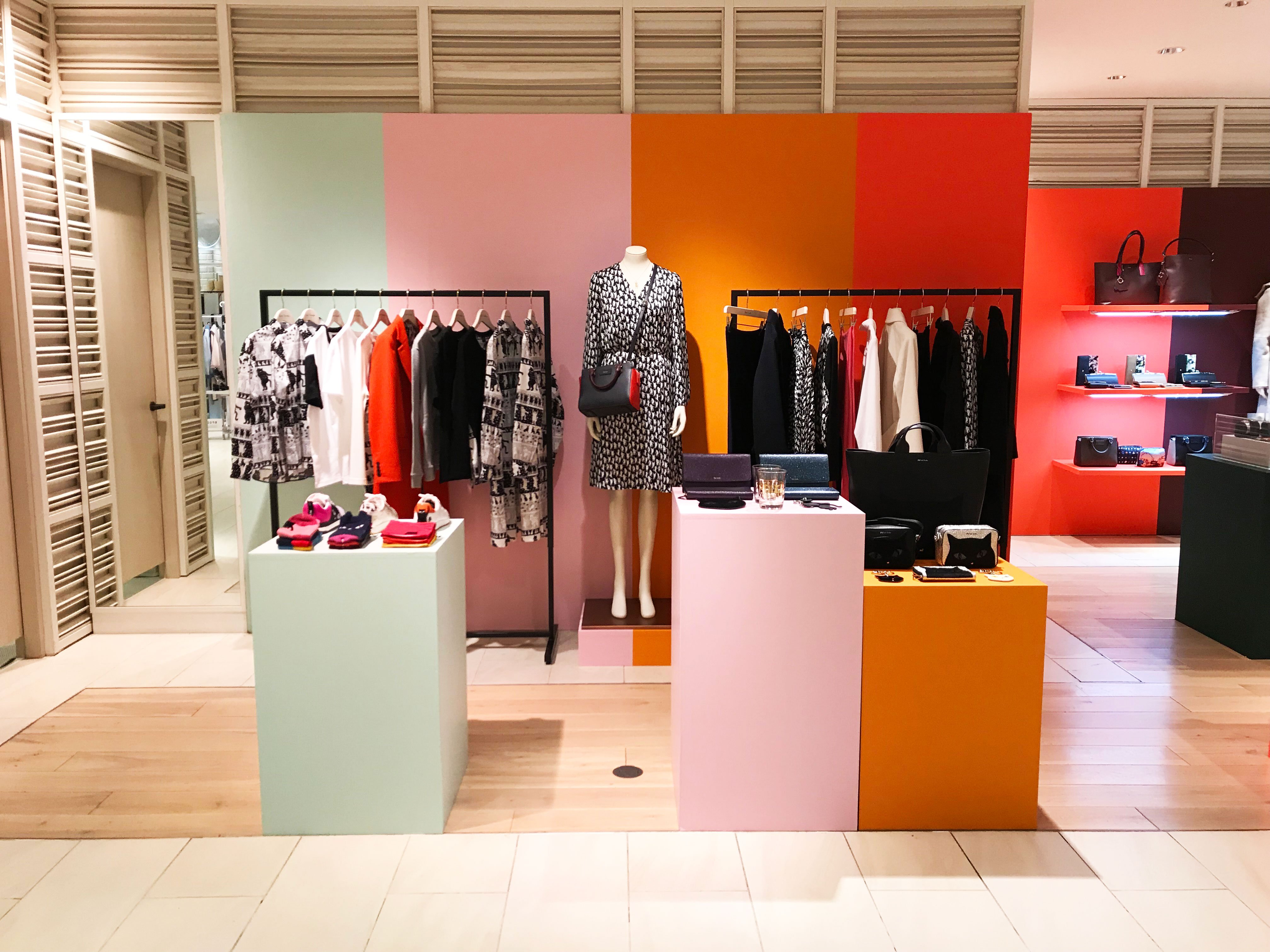 Paul Smith Japan 25日 月 まで 銀座三越3階と伊勢丹新宿店本館2階にてウィメンズのポップアップショップを開催中 Ss18プレコレクション Dancingcat 華やかな雑貨や革小物 ペアウォッチなどをお見逃しなく Paulsmith ポールスミス T Co