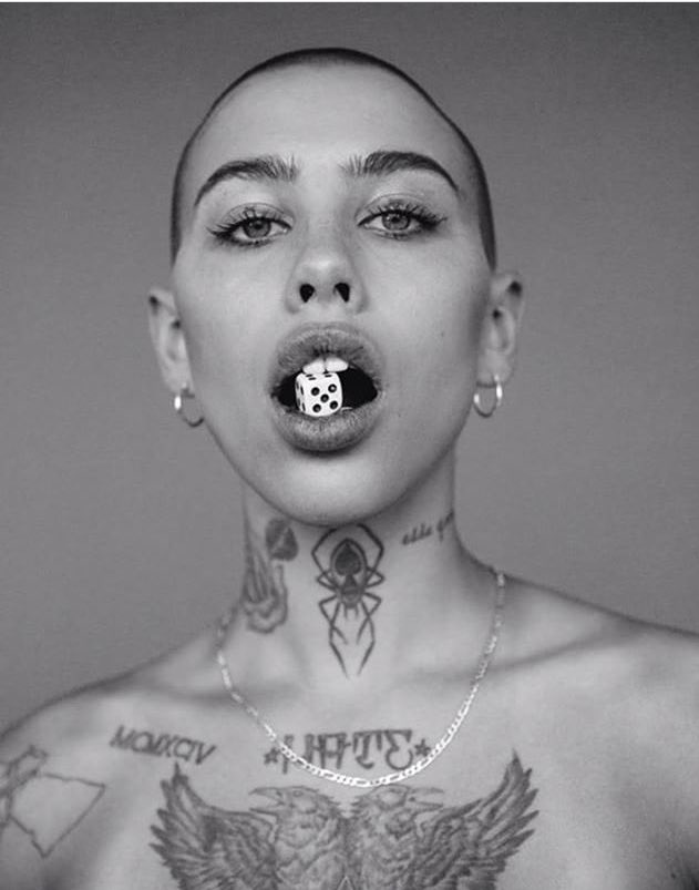 EX0RCISME's tweet photo. Elle est superbe. https://t.co/LnnGS9b8Ea