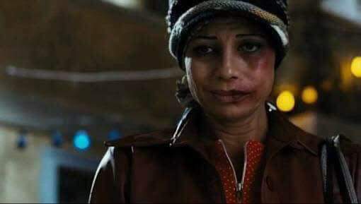 بكرة تخشي الجامعة و ترتاحي. 
بكرة: