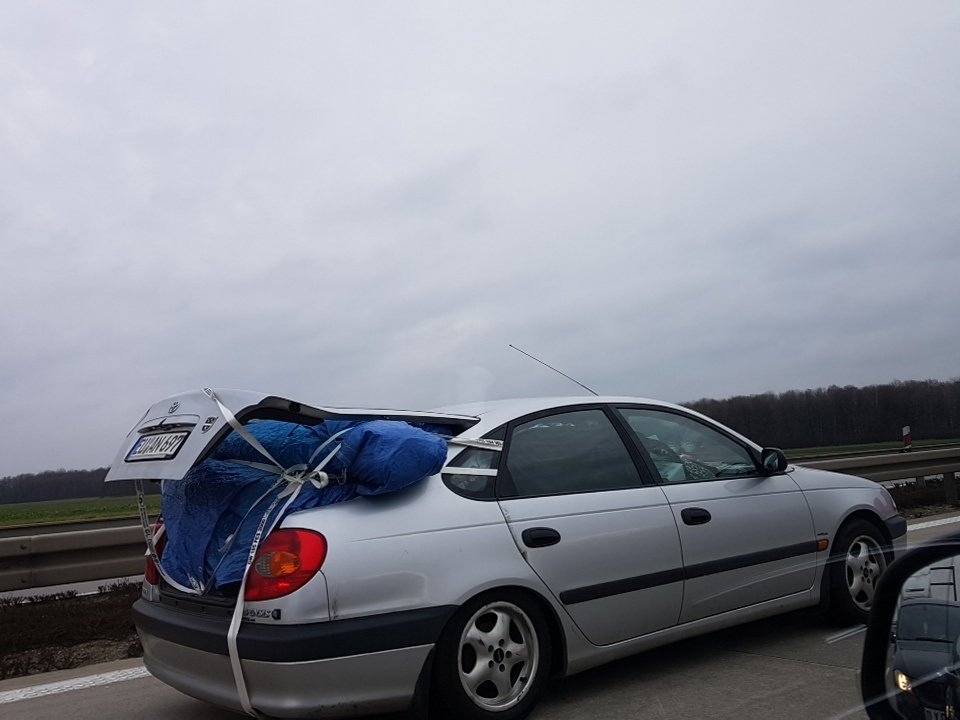 Inta96742743's tweet photo. Polish motorway https://t.co/u83YseZgAA