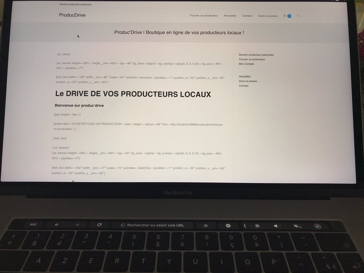 Coucou 🙋🏻‍♂️!
Nouvelle année : nouvelle version et changements !
On casse toute la boutique et on arrive en forme début 2018 pour que tout le monde soit autonome avec sa boutique en ligne GRATUITE 😇🎅🏻
