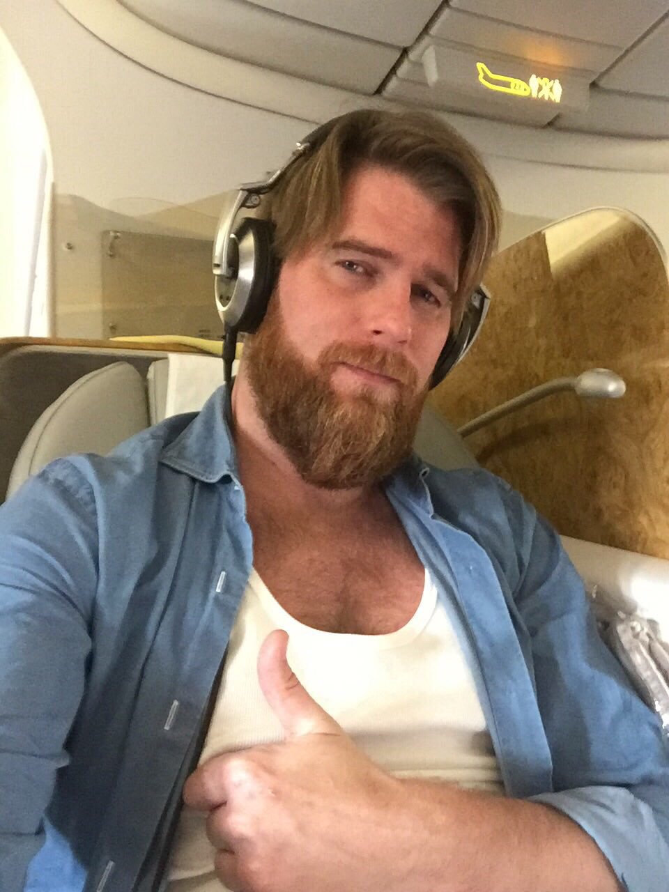 BassHunter on Twitter: "On my way to Sweden 🇸🇪 today for Christmas and shows 👌⛄️ https://t.co/D4PK1Ravnu" / Twitter