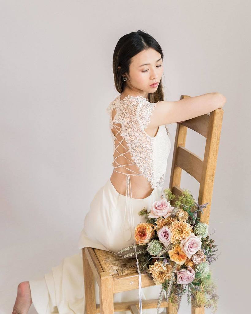 In case you missed it yesterday - on the blog from the talented <a href="/epilkingtonwed/">Emma Pilkington</a> 
Photography: <a href="/epilkingtonwed/">Emma Pilkington</a>

Model: @chng_mnyng for @nemesismodels

Flowers: <a href="/frogmcr/">みかんちゃん</a>

Make-up: @sarahmortenmakeupartist

Dresses: @frockandsoulltd

Dress Designers:

Anais Anette

Poppy Dover
…