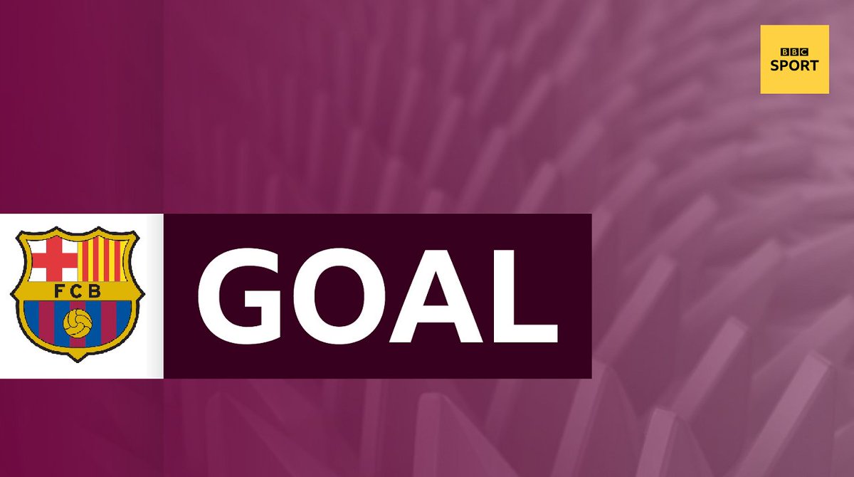BBCSport's tweet photo. GOAL: Real Madrid 0-2 Barcelona

Lionel Messi hammers it from the penalty spot after Dani Carvajal punched the ball off the line.

Carvajal sent off. 

#ElClasico 👉 https://t.co/cpd5Vr4YEd https://t.co/VPwbjjFZ0V
