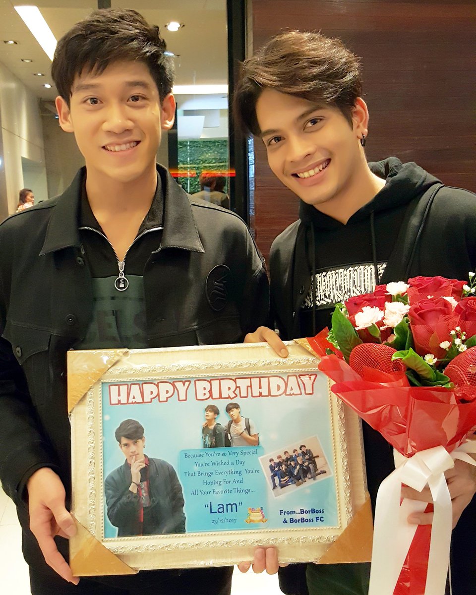 borbossfc's tweet photo. Happy Birthday to @Lam_Phakin  ขอให้มีความสุขมากๆ มีสุขภาพแข็งแรง เป็นทีรักของแฟนๆแบบนี้ตลอดไปนะคะ 😊😊 
#Ch8nce #เปลี่ยนที่ยืน #LabandaThailand https://t.co/AkO1DLCVbb