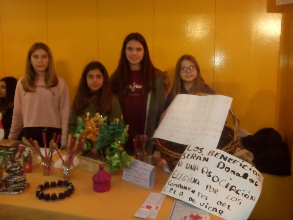 @almujjimenez <a href="/VLIDUENA/">VANESA LIDUEÑA</a> ¡Pero aún nos quedan muchísimos más por vender! Además todos los beneficios serán destinados a una asociación infantil, así que os esperamos a todos/as.