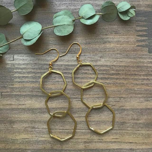 No Te ノウト V Twitter 12 25 27 Poele No Te セレクトブランド Clover Market Brass 真鍮 アクセサリー等 オリジナルの真鍮パーツのアクセサリー の雰囲気は No Te のテイストに合う と思い前回ポワレで初めてお声掛けしたブランド 今回も素敵です