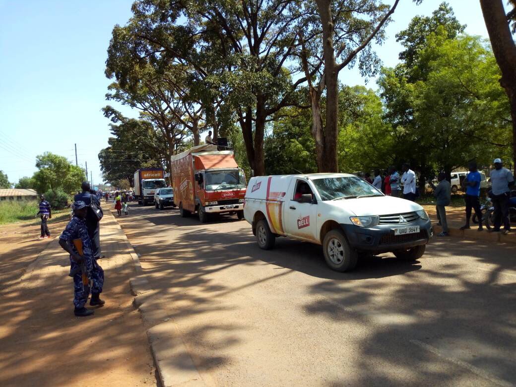 #AcoliCulturalFestival17  procession to Kaunda grounds 
Kodi pa Lyec yeeee🐘🐘🐘🐘