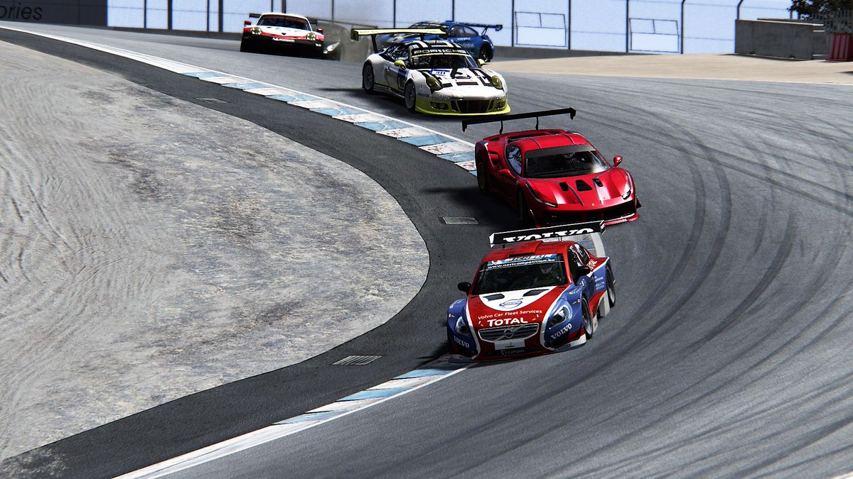 FURUPYtec's tweet photo. SUPERPRIX - SC + GT &amp; P  Ronde 4 Laguna Seca.
Volvo S60 V8 https://t.co/bwQPcxnfp6