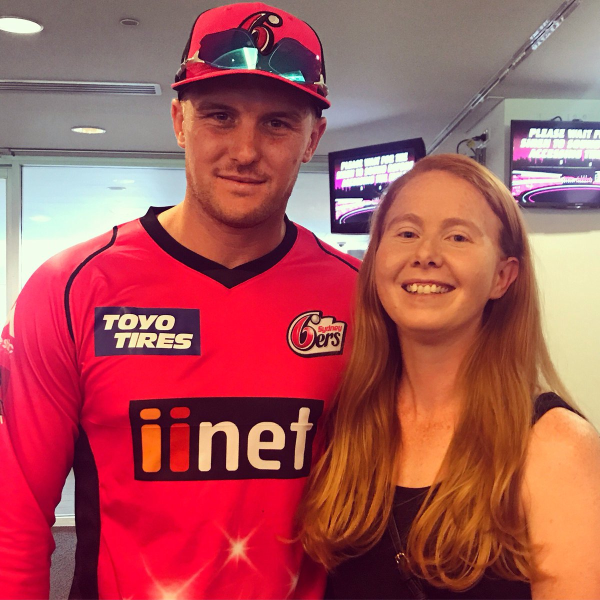 Lovely to see this one today! Thanks <a href="/JasonRoy20/">Jason Roy</a>! We should have had a matching shirt photo 😂 #classic #smashemsixers