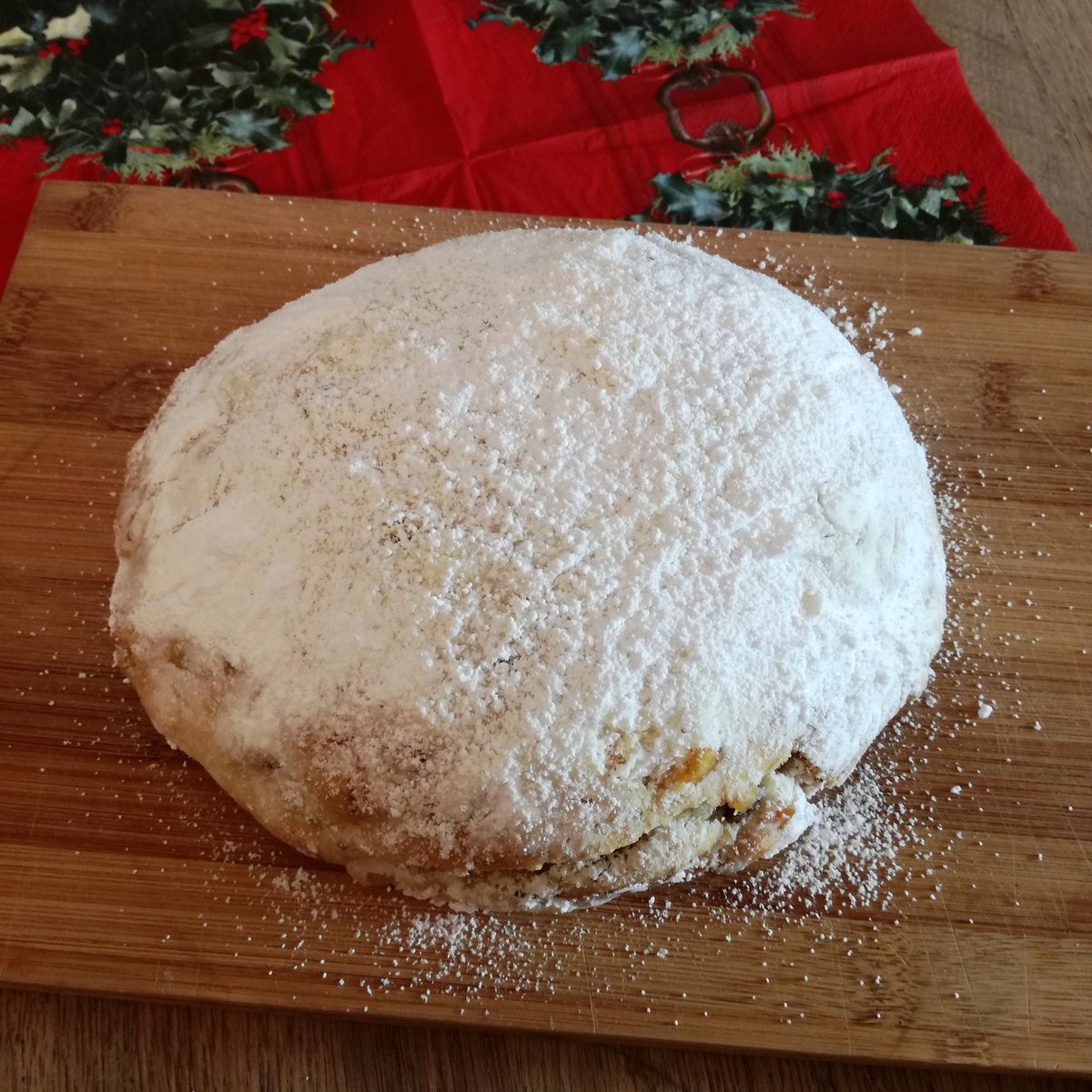 KaffeeAmadeus's tweet photo. Two full Stollen left for sale 😍 hurry on over and get yourself a Christmas treat😋 #homemade #germanbaking #stollen #yummy https://t.co/6V9A1D7Qnl