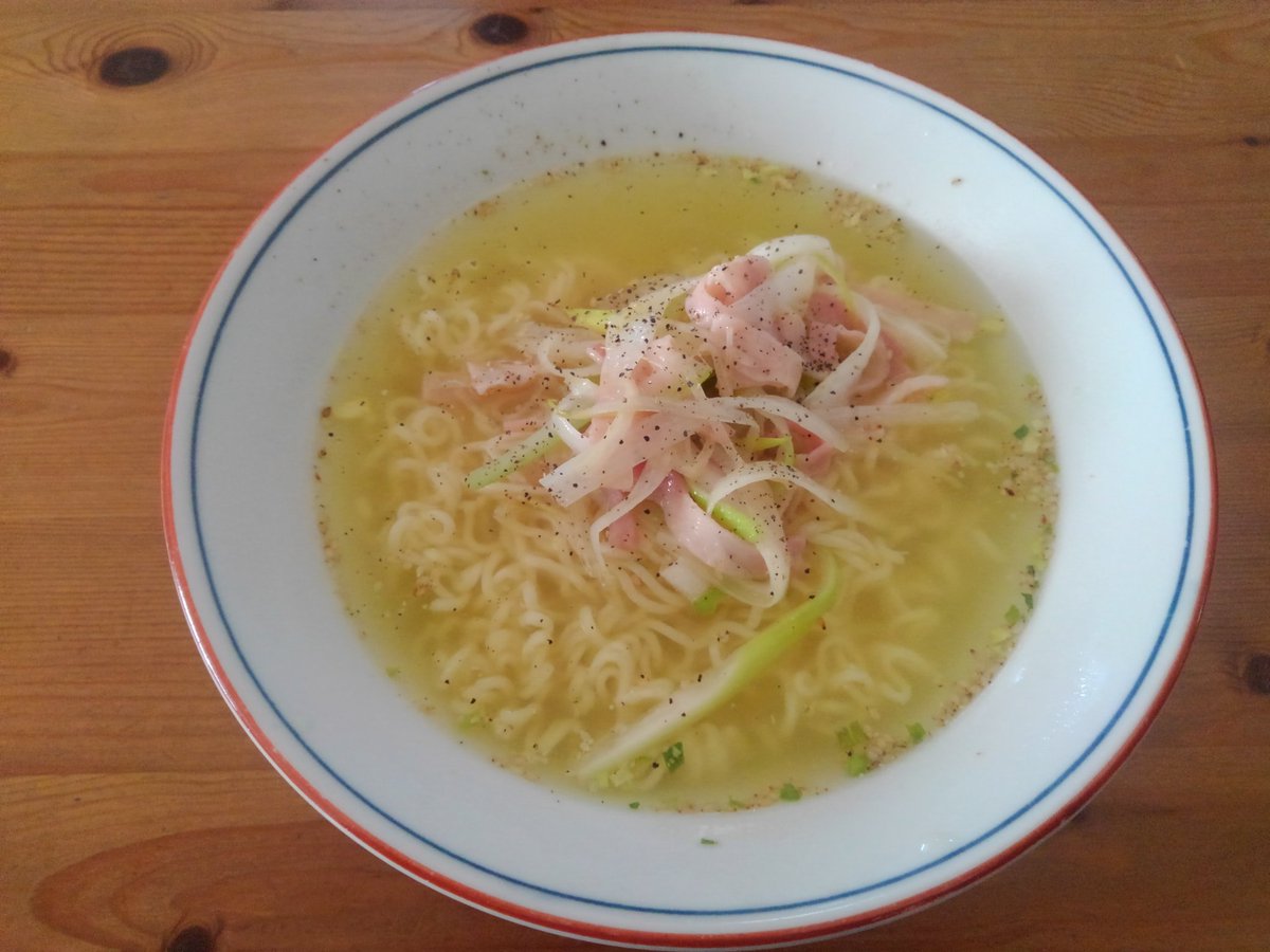 まっぺ On Twitter サッポロ一番塩ラーメン ネギとハムを胡麻油で