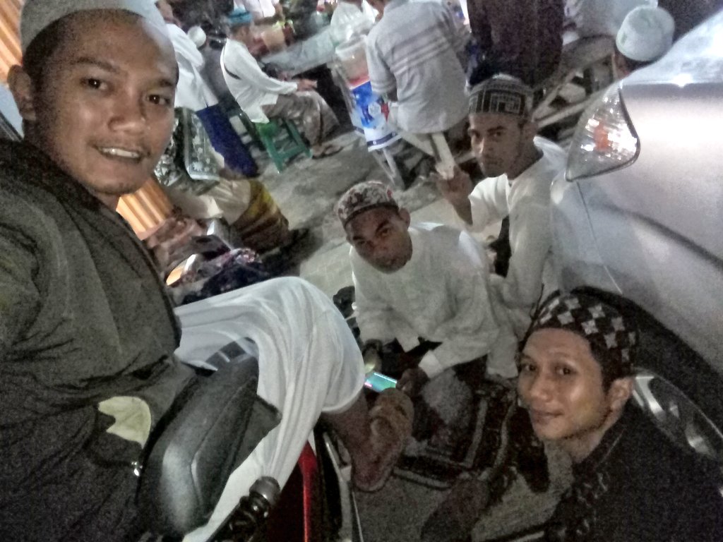 Bahrul_Brol's tweet photo. Edisi mlm Minggu @Masjid Jami Sungai Jingah 😇 https://t.co/7lriKjjF3V